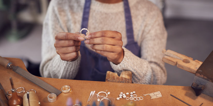 Jewelry Manufacturers for Small Businesses